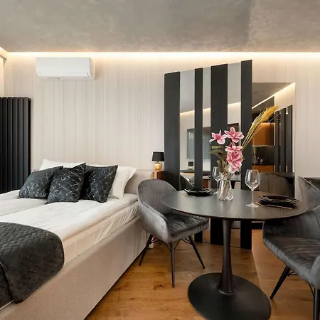 Luxury Sikorskiego Close To Wroclaw's Market Square By Renters Prestige * 브로츠와프